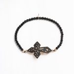Βραχιόλι Jewelies, σχέδιο σταυρός με πέτρες ζιργκόν και ημιπολύτιμες πετρες όνυχα από ροζ επιχρυσωμένο ασήμι 925°.